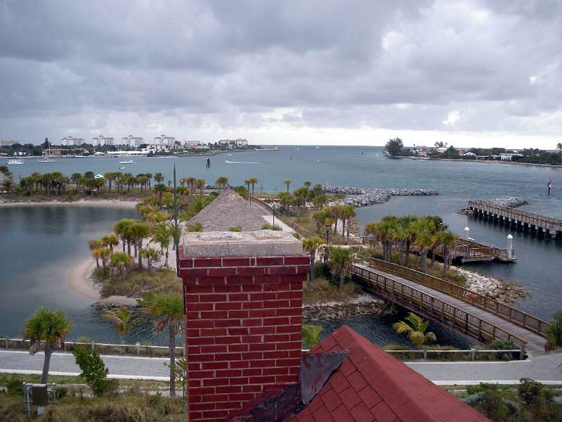 Hector 055 031409.jpg - Compliments of Hector Padron-AD4C